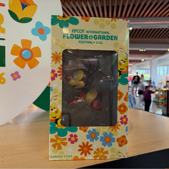 Disney Spike the Bee Flower and Garden Garden Stake WDW 2026
